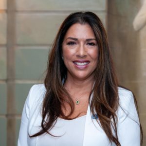 Elizabeth Velez Headshot